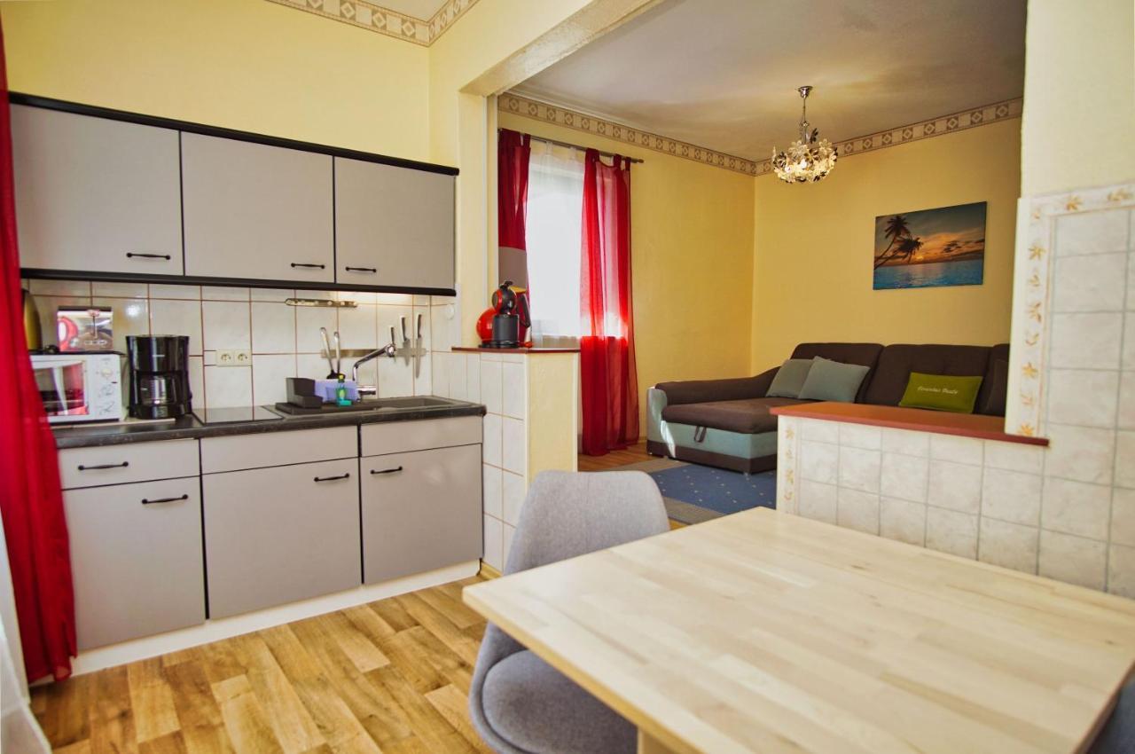 Ferienhus Baabe Fewo 01 Terrasse, Sauna- Und Schwimmbadnutzung Im Ahoi Sellin Esterno foto