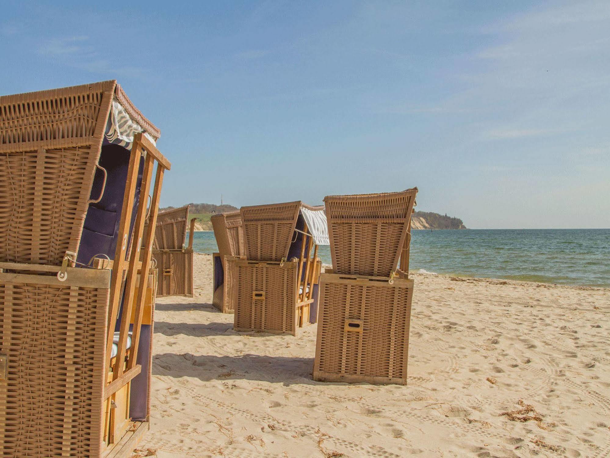 Ferienhus Baabe Fewo 01 Terrasse, Sauna- Und Schwimmbadnutzung Im Ahoi Sellin Esterno foto