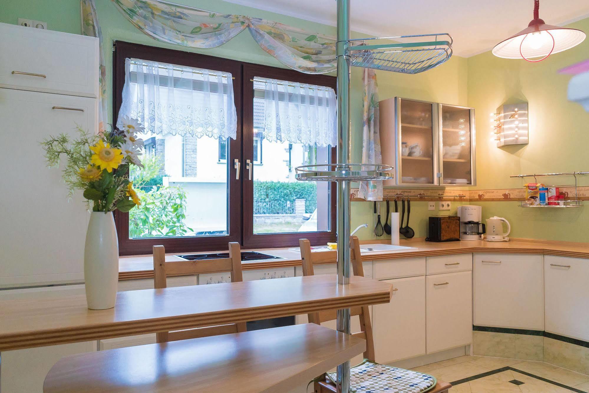 Ferienhus Baabe Fewo 01 Terrasse, Sauna- Und Schwimmbadnutzung Im Ahoi Sellin Esterno foto